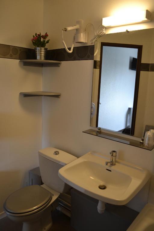Hotel Restaurant La Cuis'In Coudekerque-Branche Quarto foto